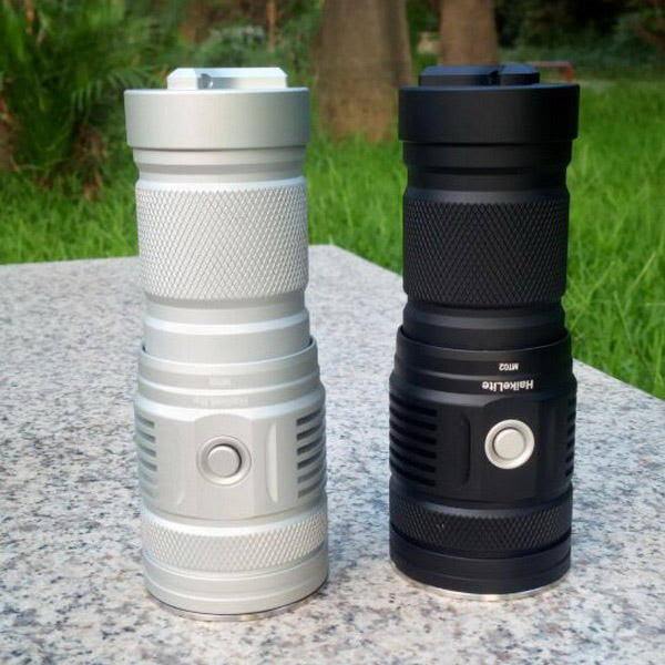 2500lm LED Flashlight O158