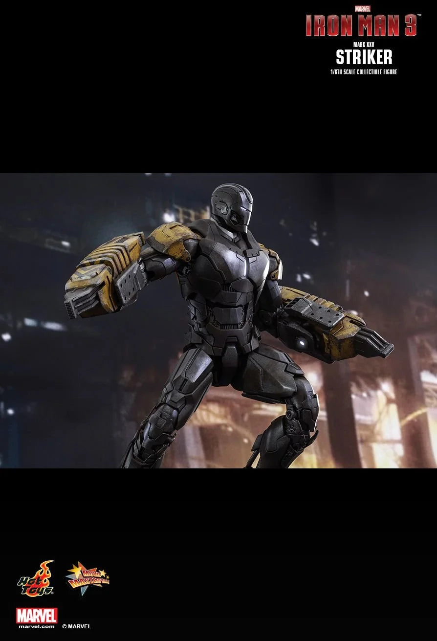 Collectible Figure J11466