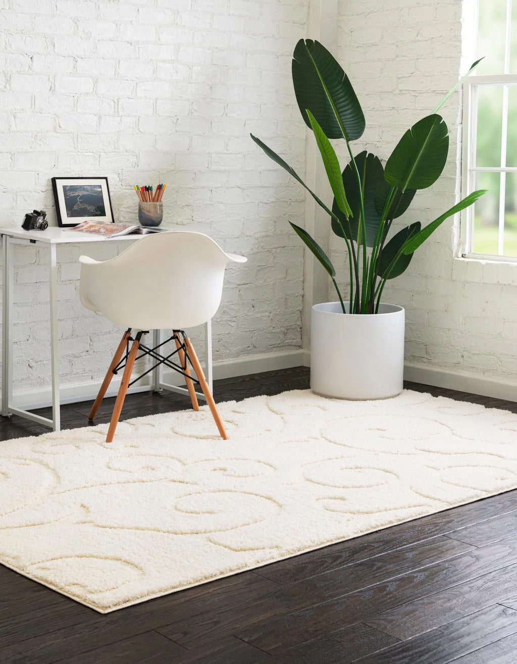 8' x 10' Ivory Shag Rug N4409