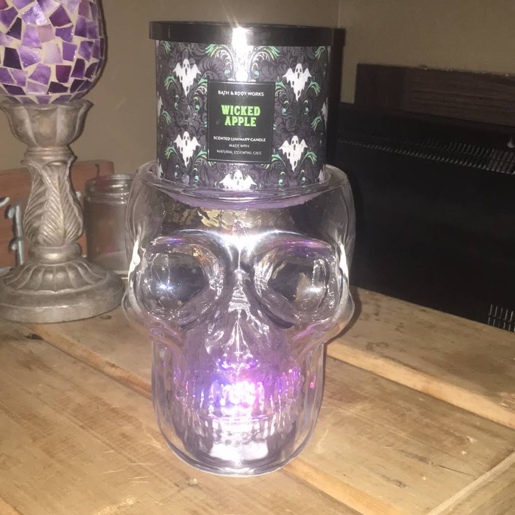 Light Up Skull 3 Wick Glass Candle Holder K190917