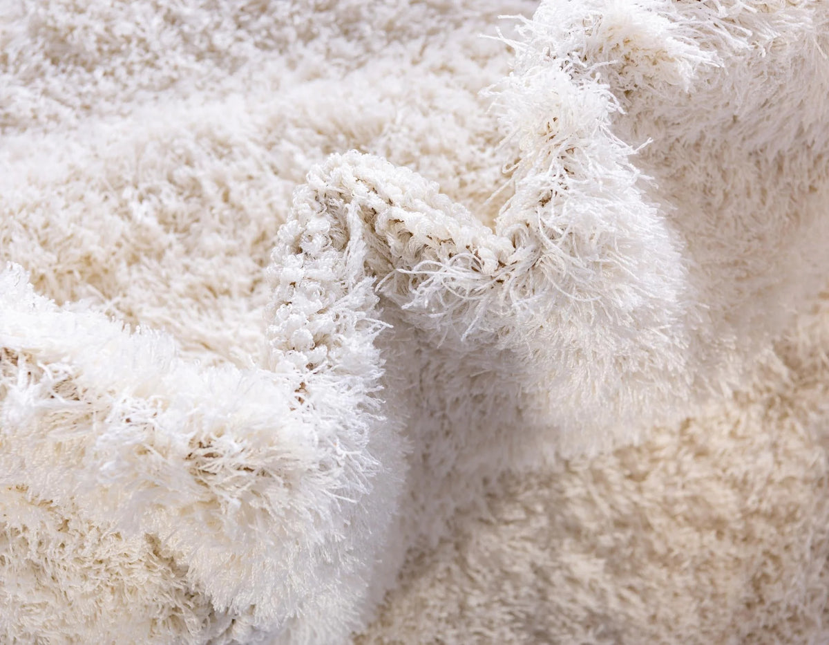 8' x 10' Ivory Shag Rug N4409