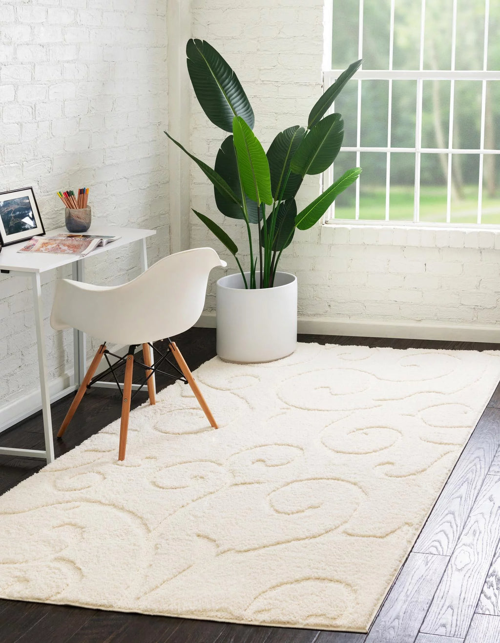 8' x 10' Ivory Shag Rug N4409