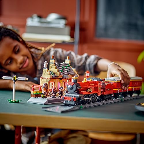 LEGO Harry Potter Hogwarts Express & Hogsmeade Station Building Toy, Ages 8+, 76423 V5848