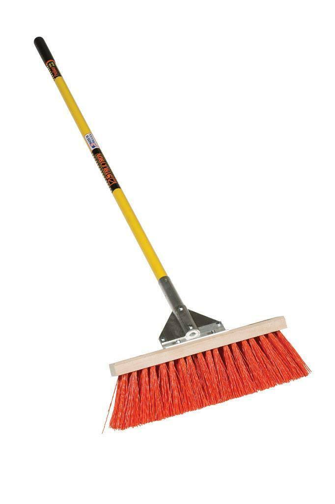 18x22 Street Broom I53996