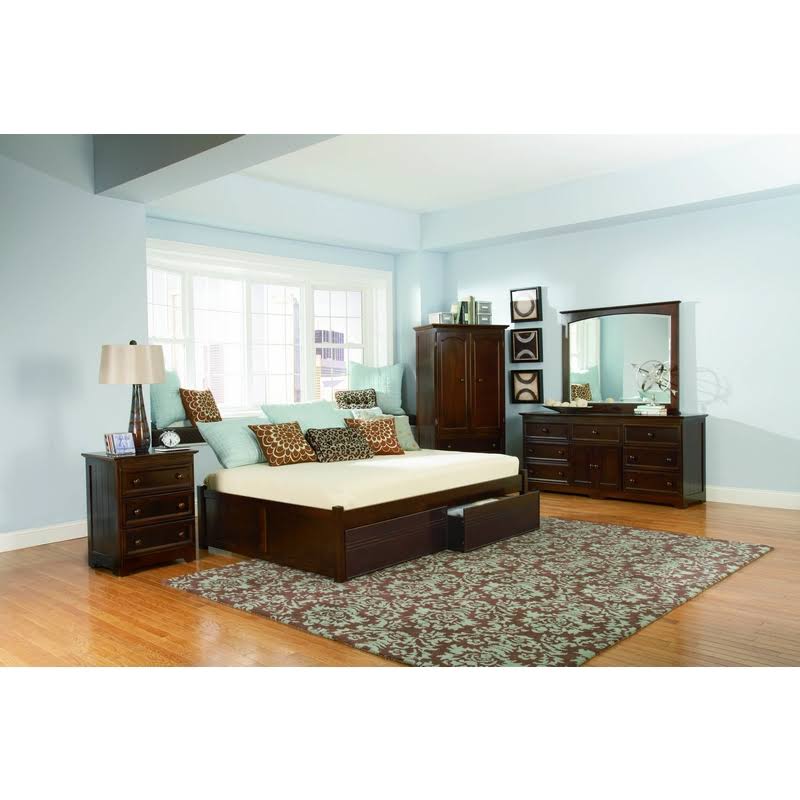 Antique Walnut King Bed C458620