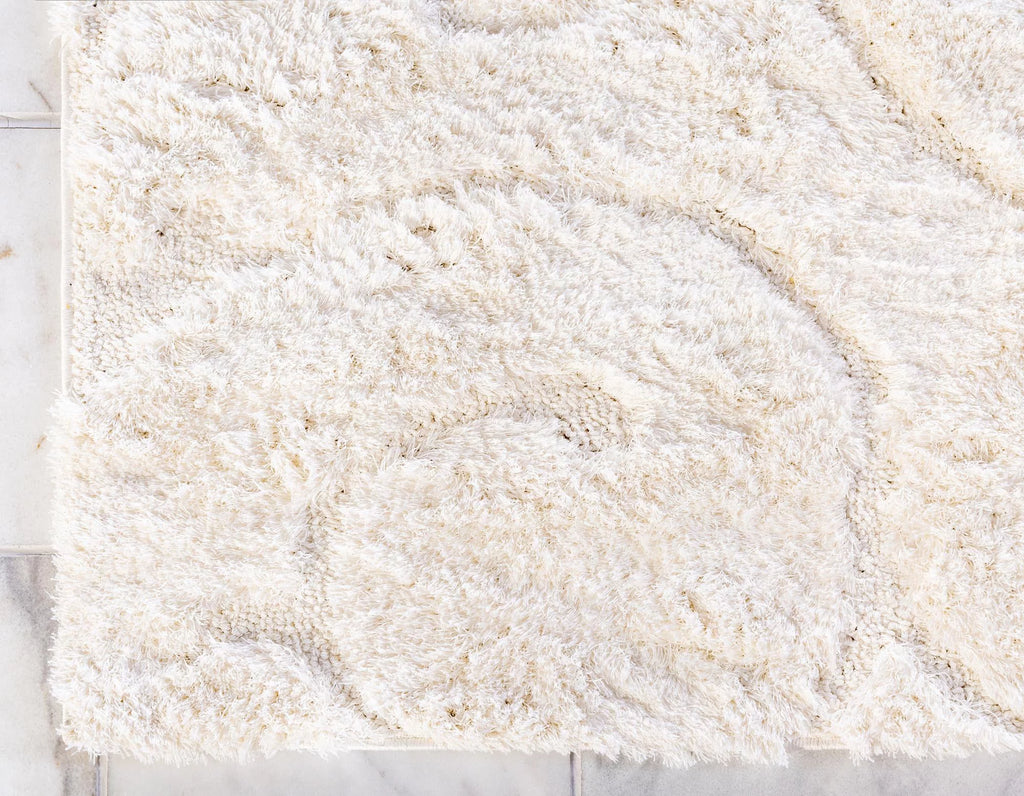 8' x 10' Ivory Shag Rug N4409