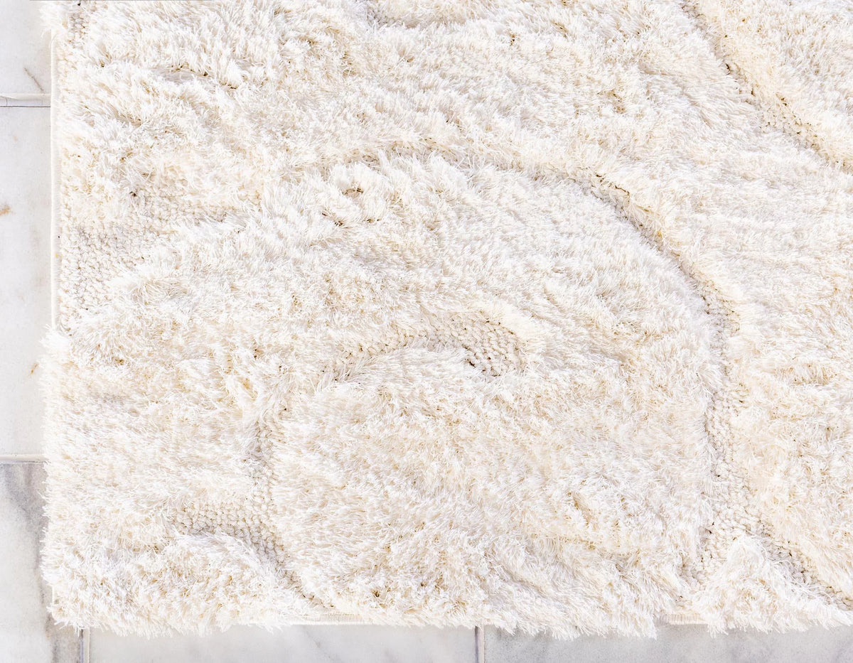 8' x 10' Ivory Shag Rug N4409