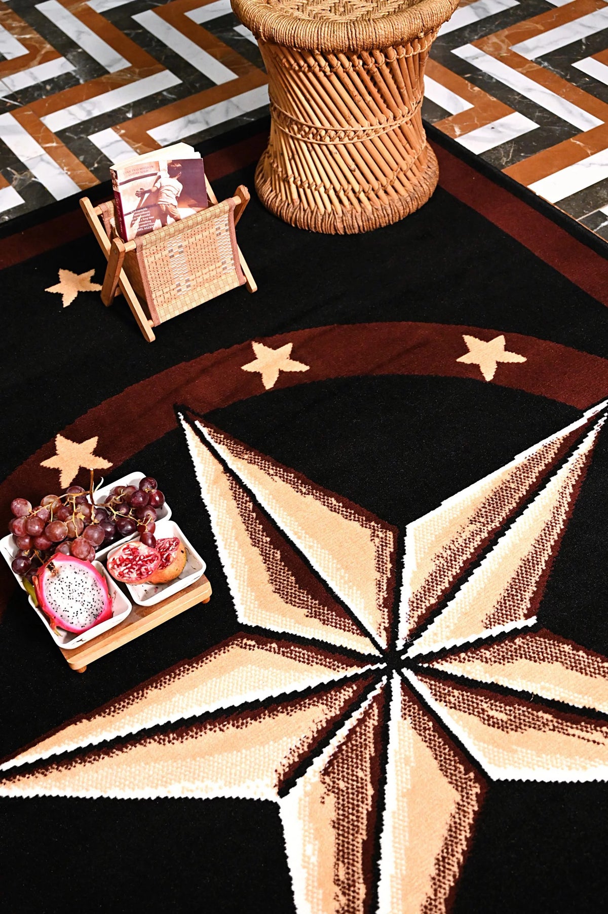 Black 2 ft. x 8 ft. Western Star Area Rug E952