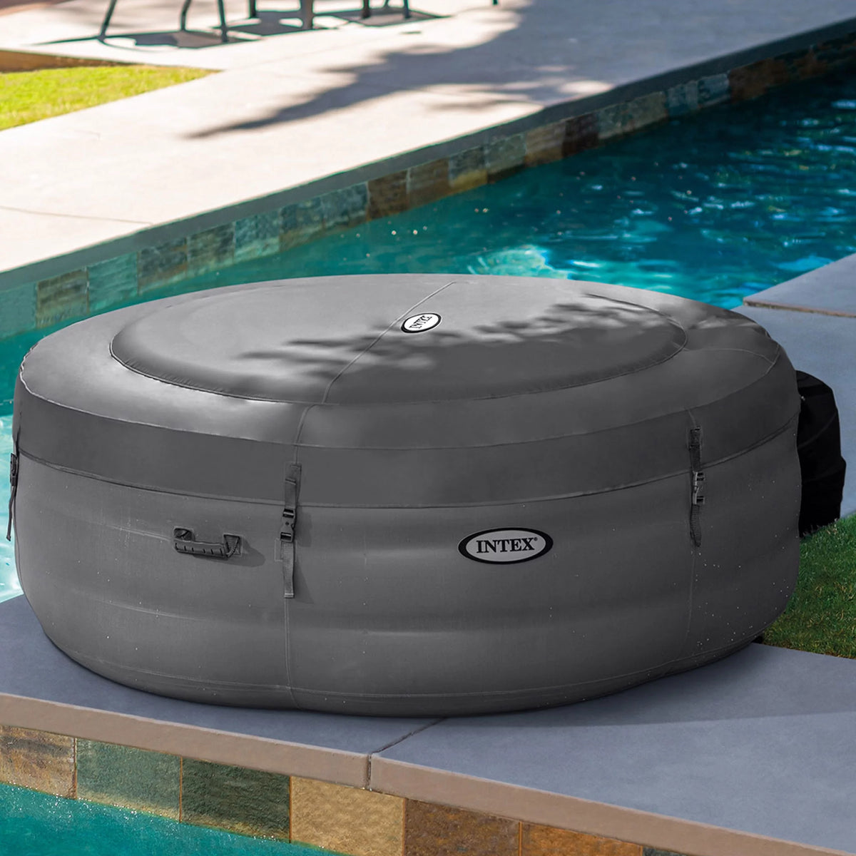 Inflatable Hot Tub with Filter Pump & Cover E78735